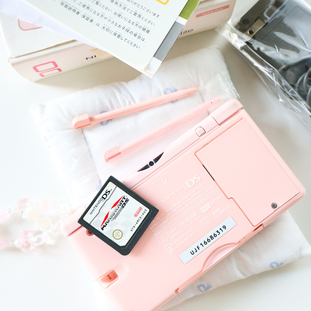 Nintendo DS Lite