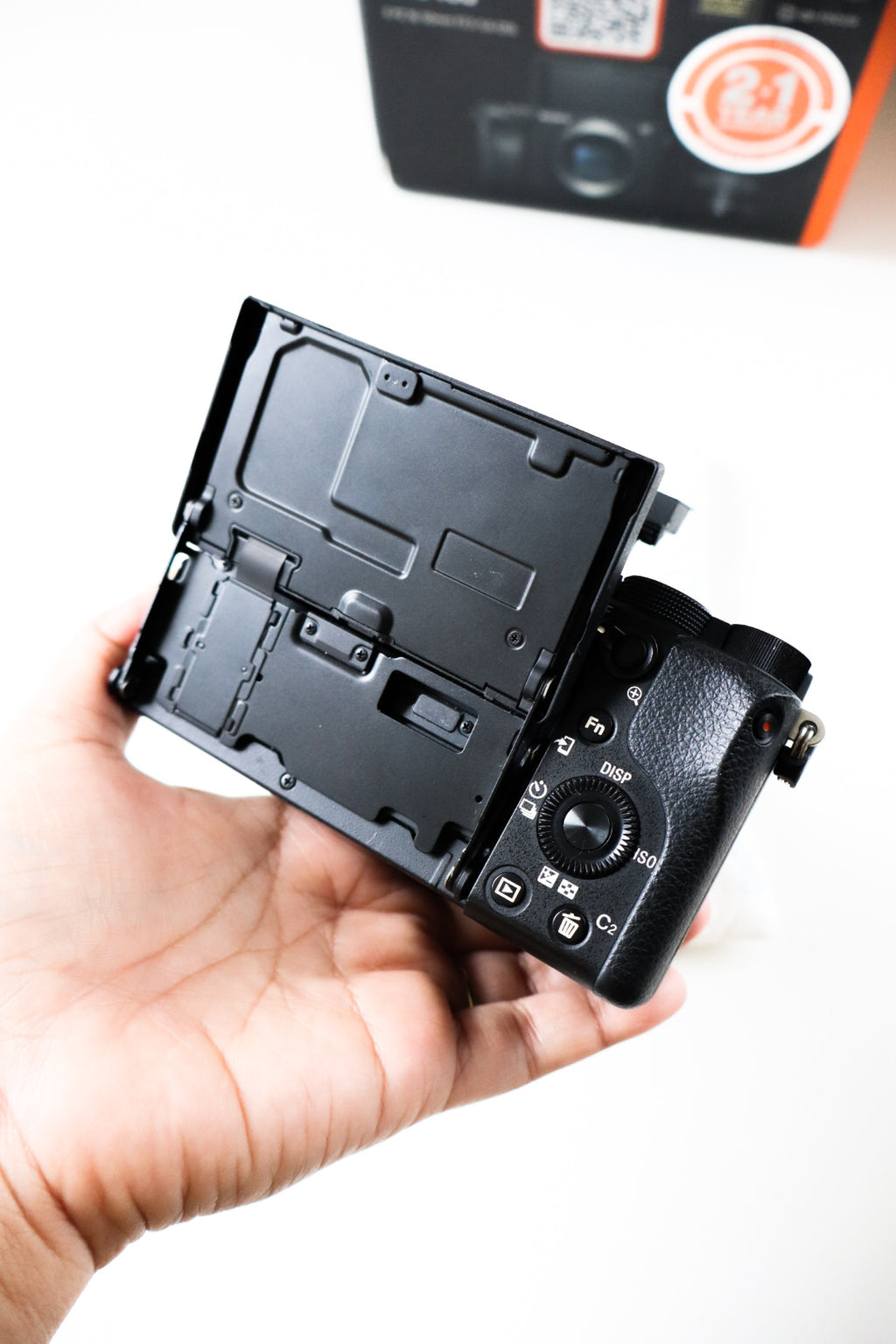 Sony a6400 + 16-50mm Lens | Boxed Complete + FREE Extension Tubes