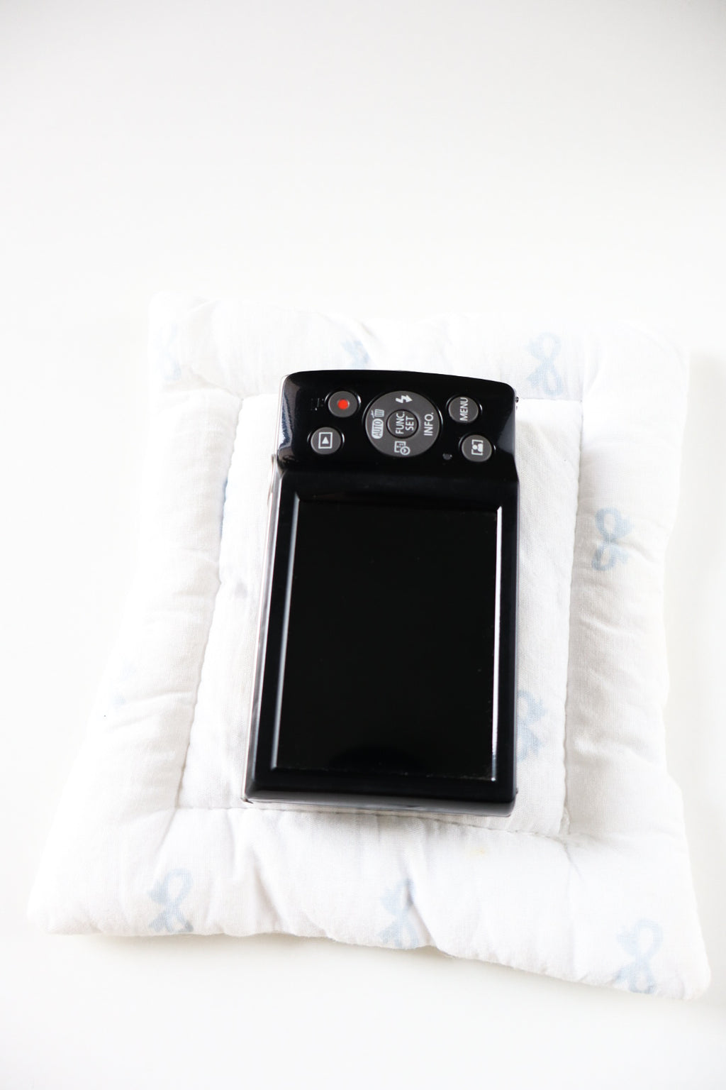 Canon Ixus 185