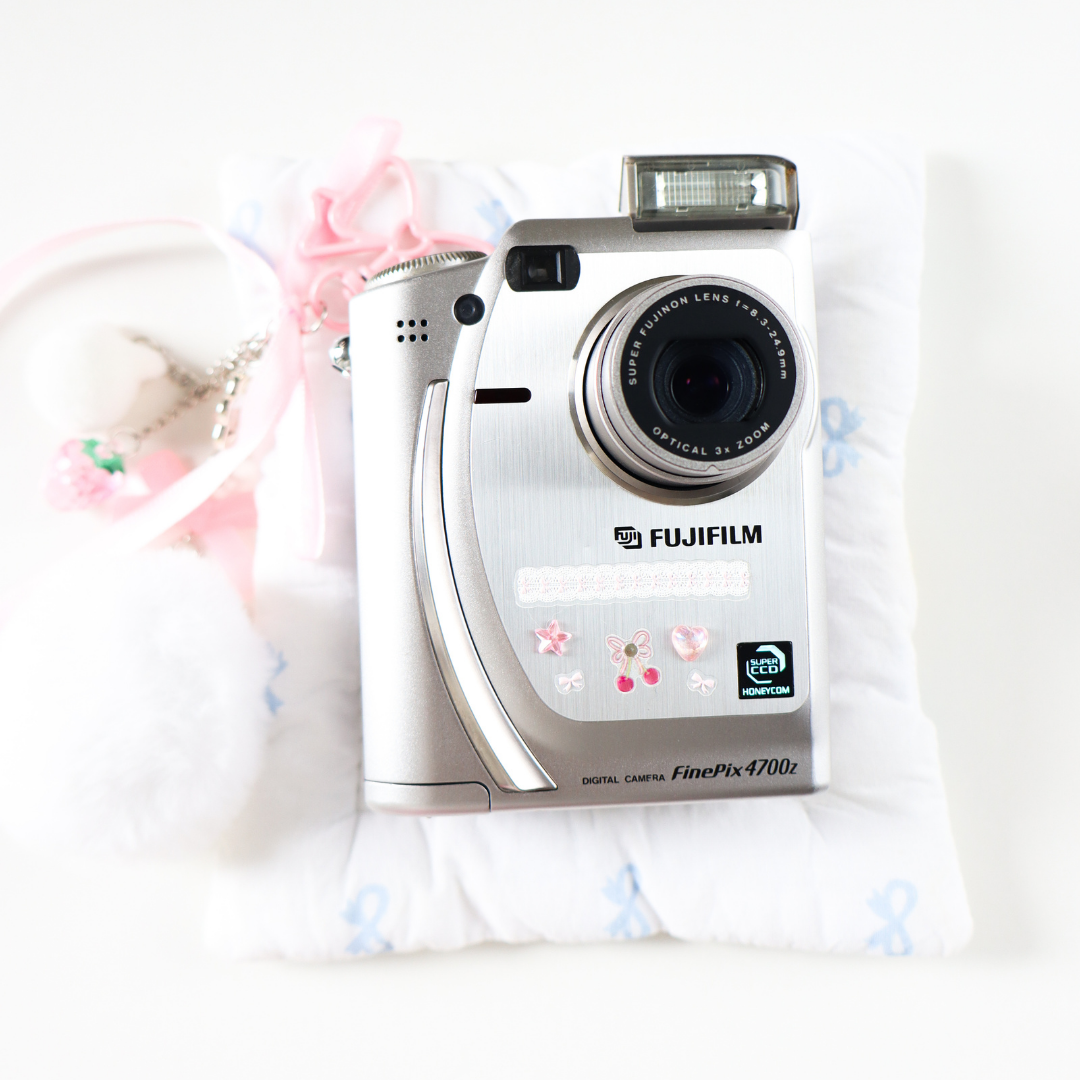 Fujifilm 4700Z (Rare)