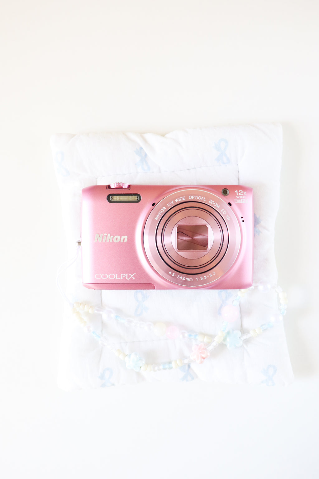 Nikon Coolpix S6800