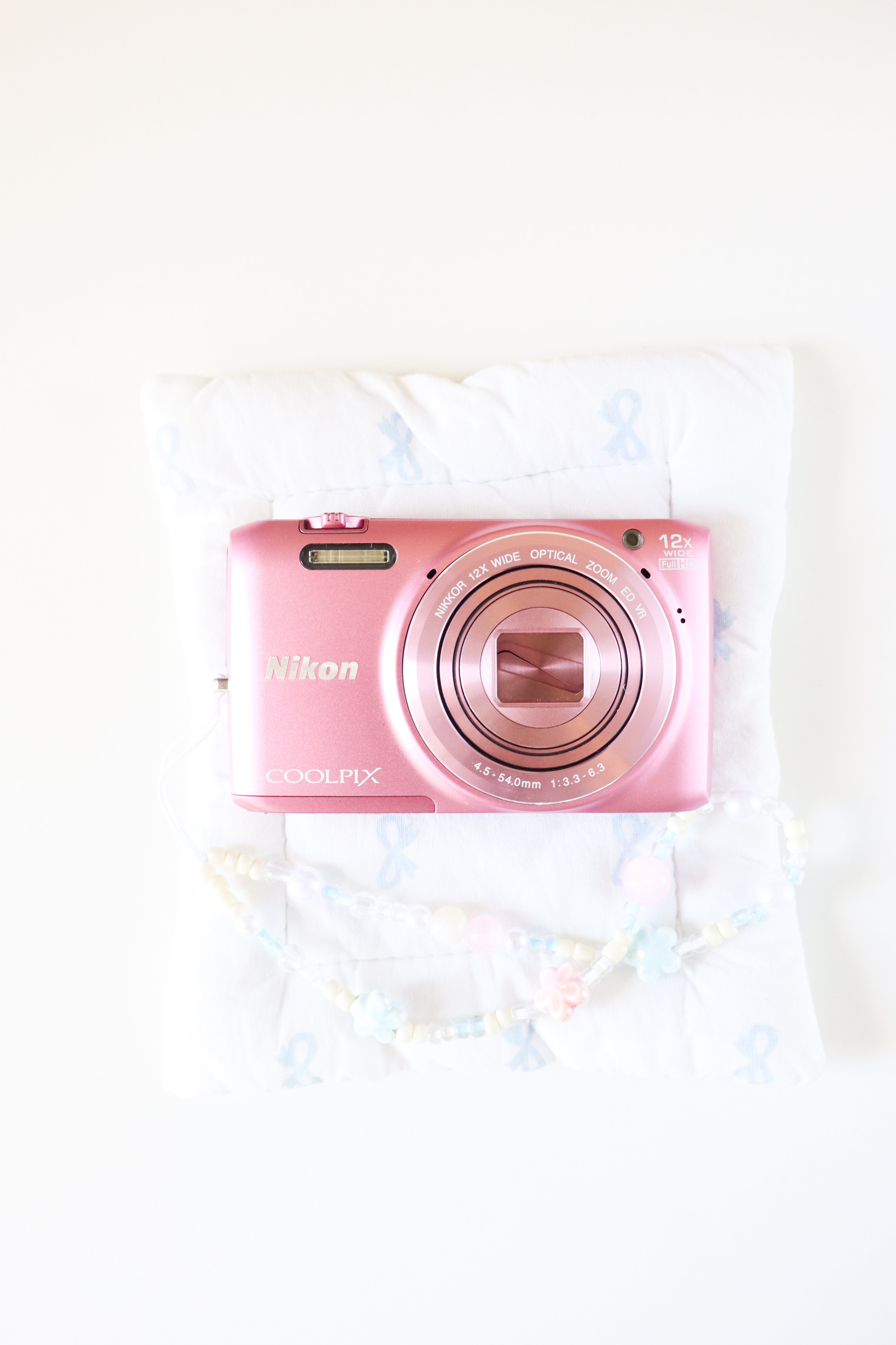 Nikon Coolpix S6800