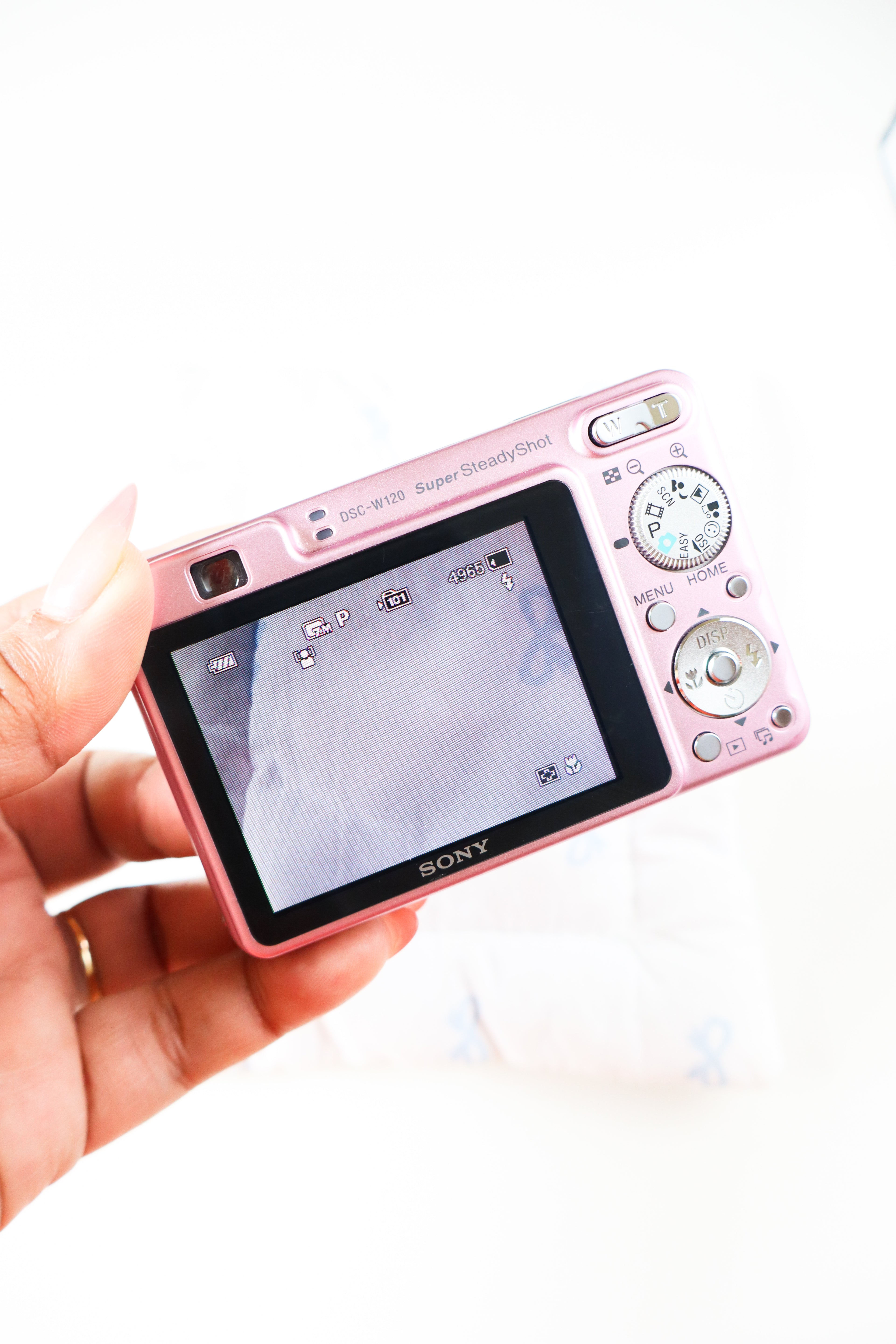 Sony Super SteadyShot DSC-W120