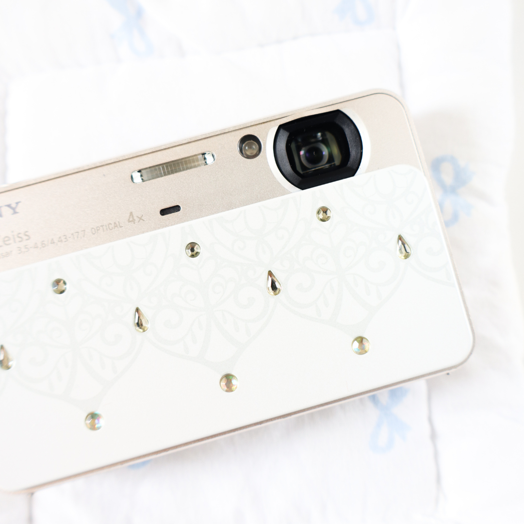 Sony Cybershot DSC-T110D (Limited-Edition Design)