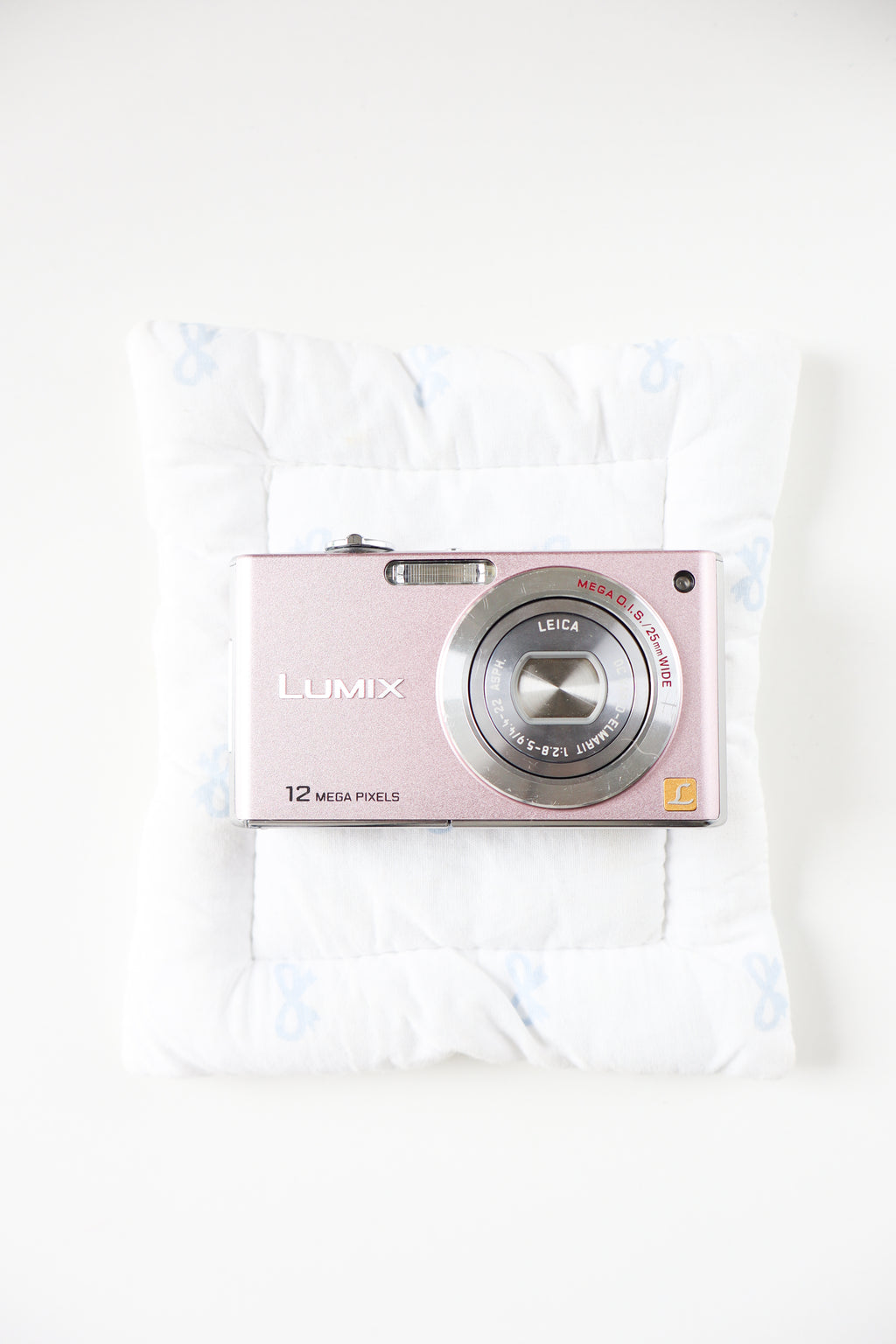 Panasonic Lumix DMC-FX40 (pink)
