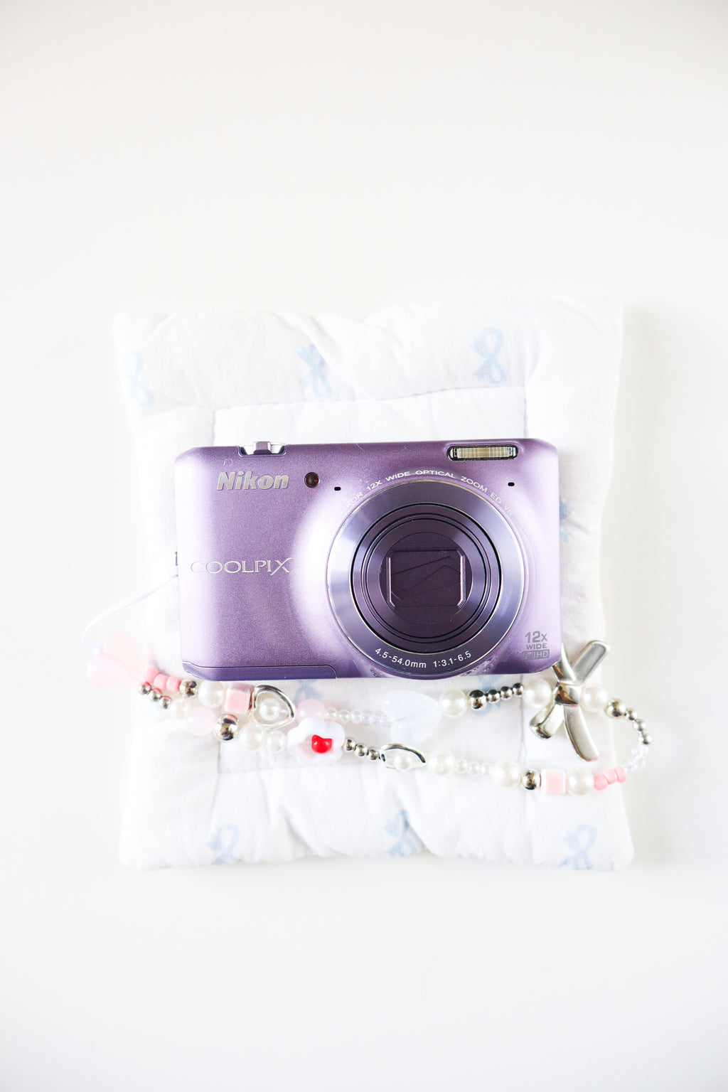 Nikon Coolpix S6400