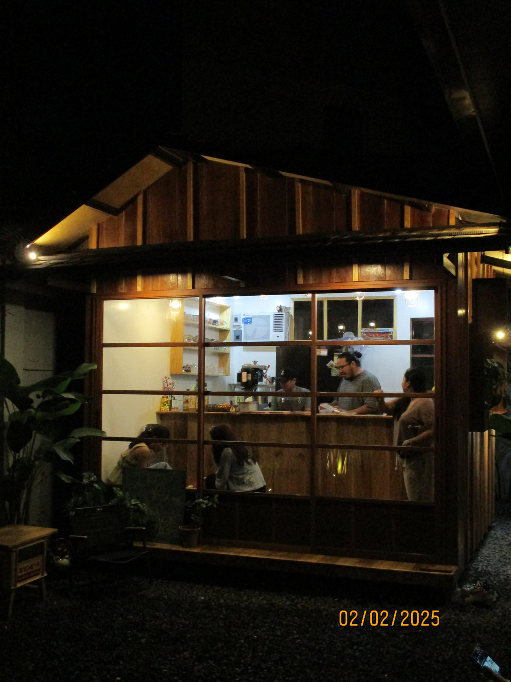 Canon Ixus 185