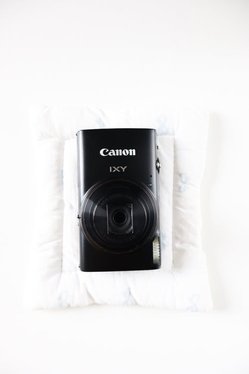 Canon IXY 650