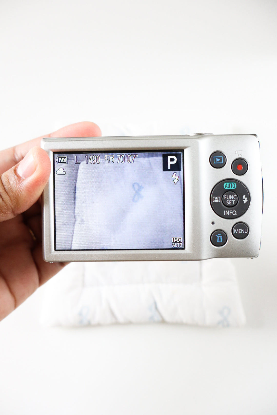 Canon Ixus 175