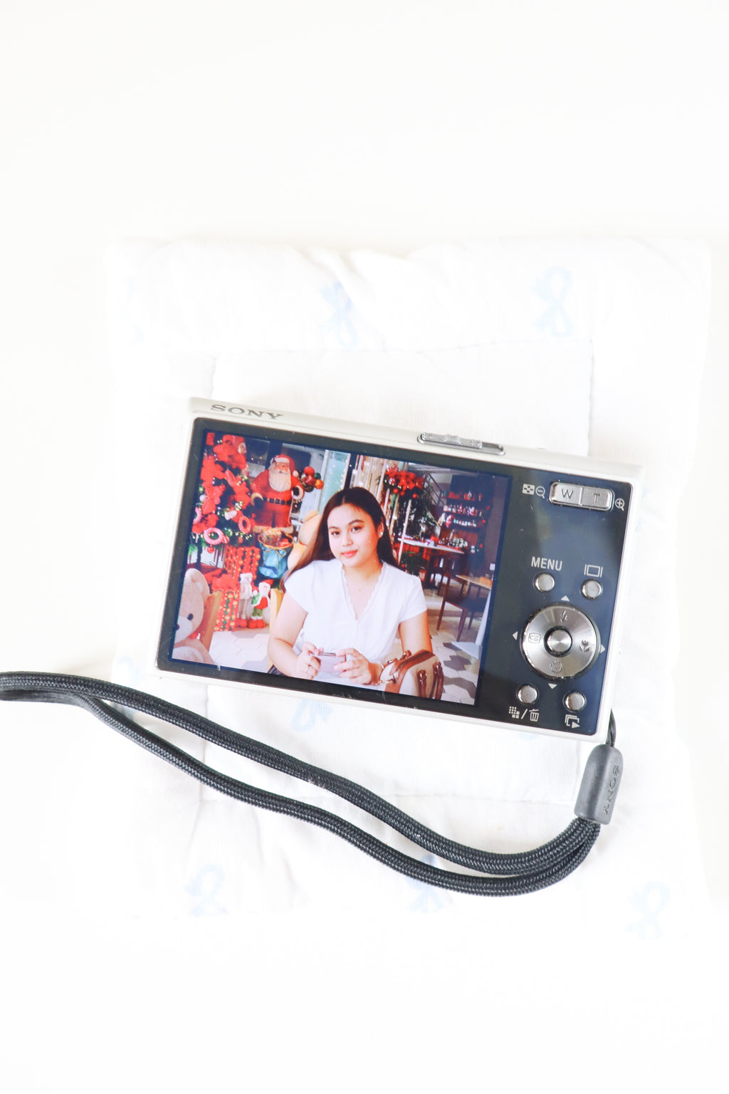 Sony Steadyshot DSC-T30 (Silver)