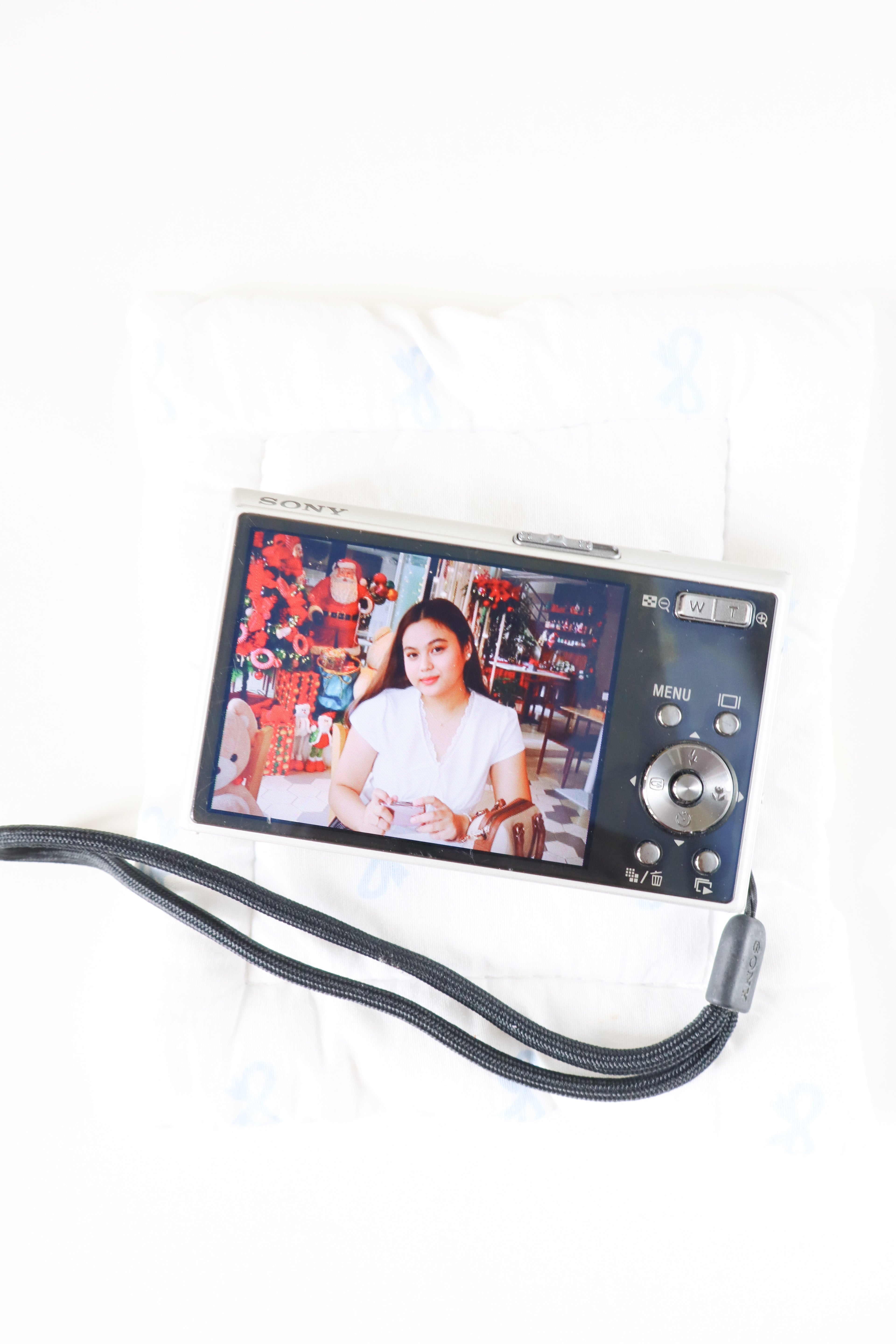 Sony Steadyshot DSC-T30 (Silver)