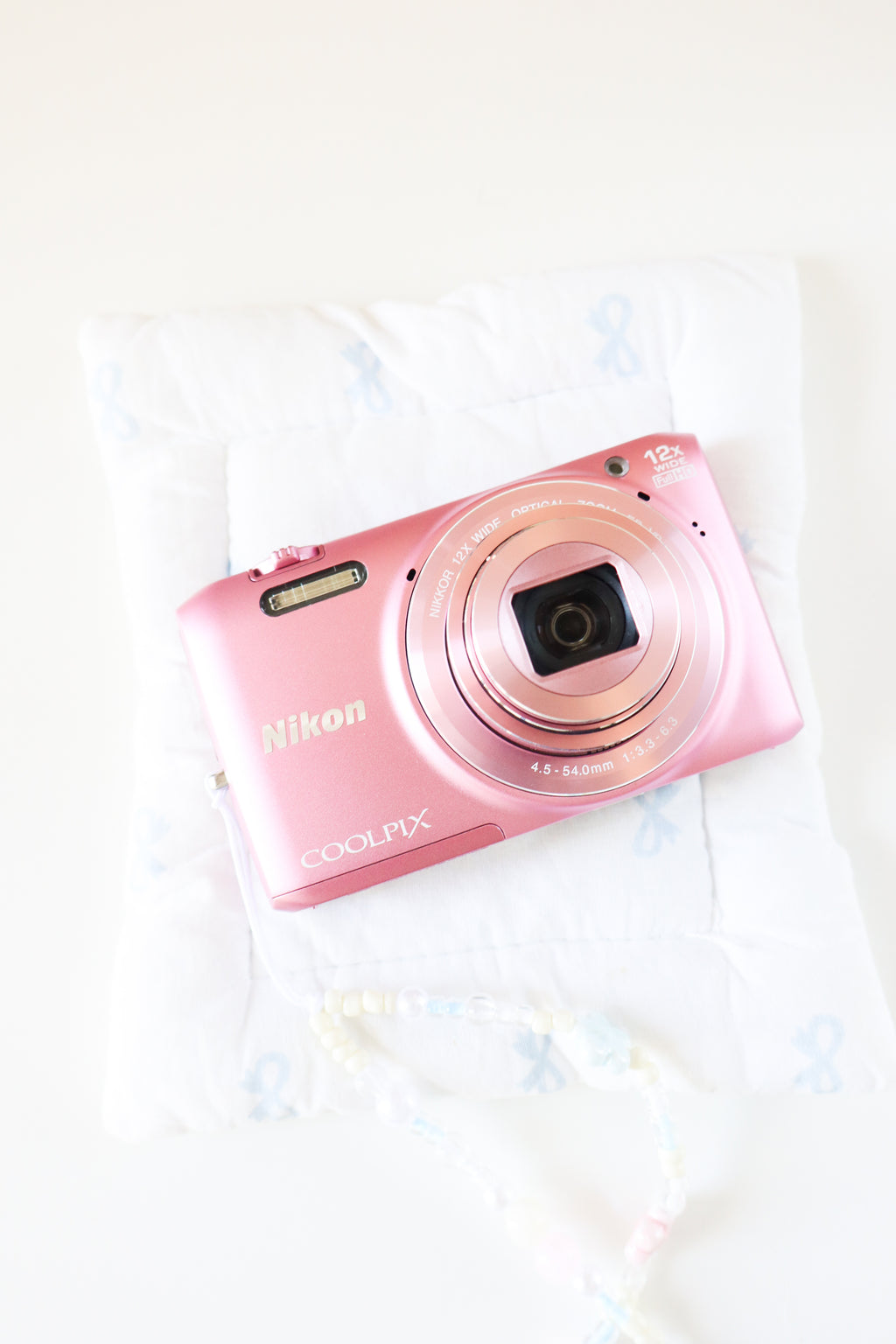 Nikon Coolpix S6800