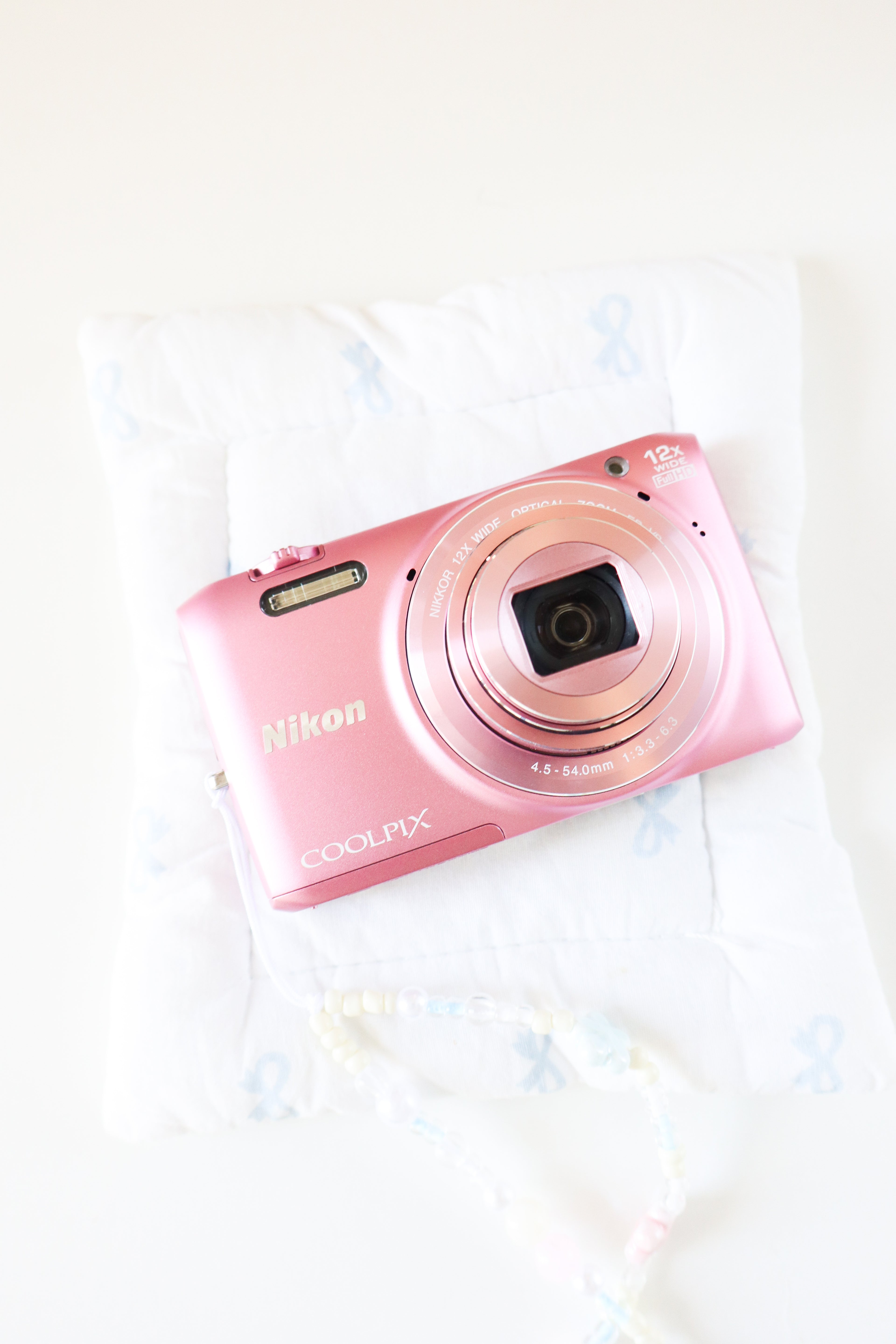 Nikon Coolpix S6800