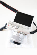 Canon EOS M100