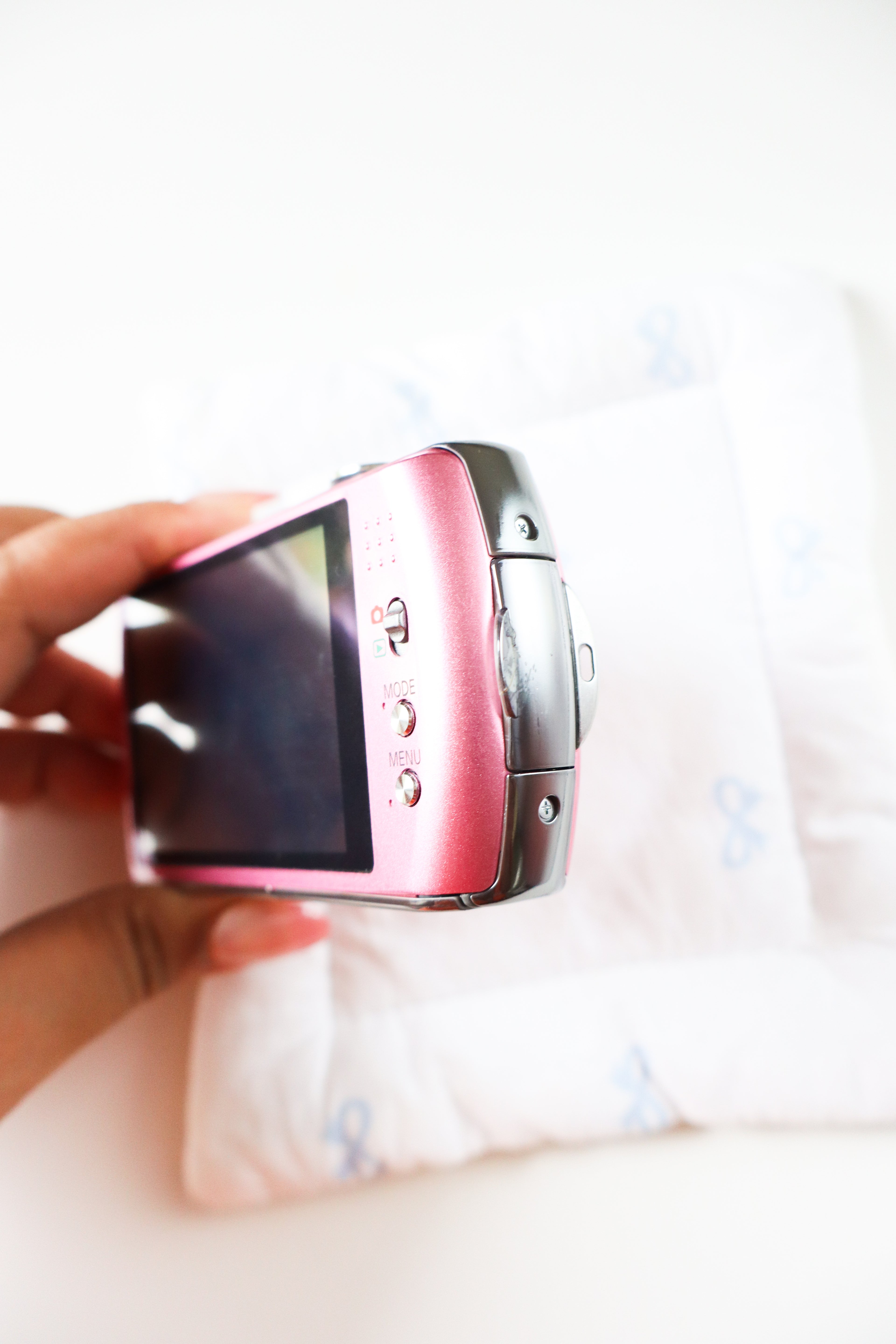 Panasonic Lumix FX70 (Pink)