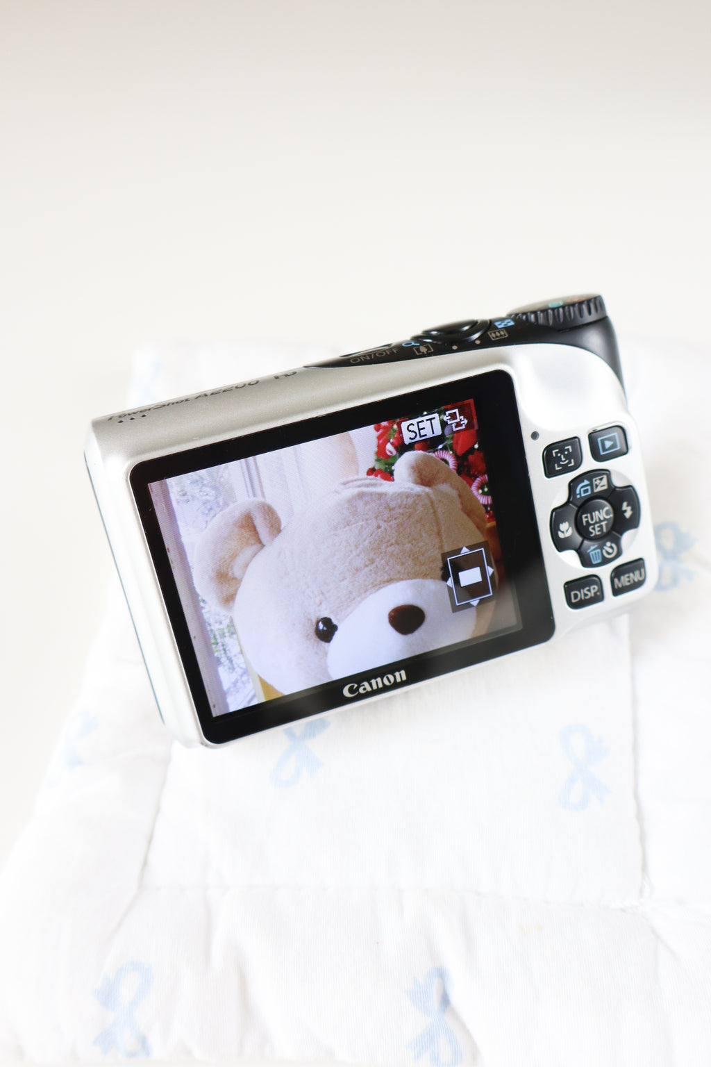 Canon Powershot A2200 (Silver)