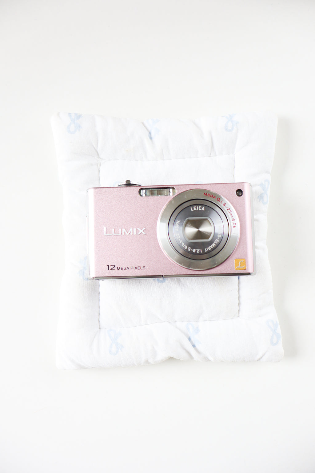 Panasonic Lumix DMC-FX40 (pink)