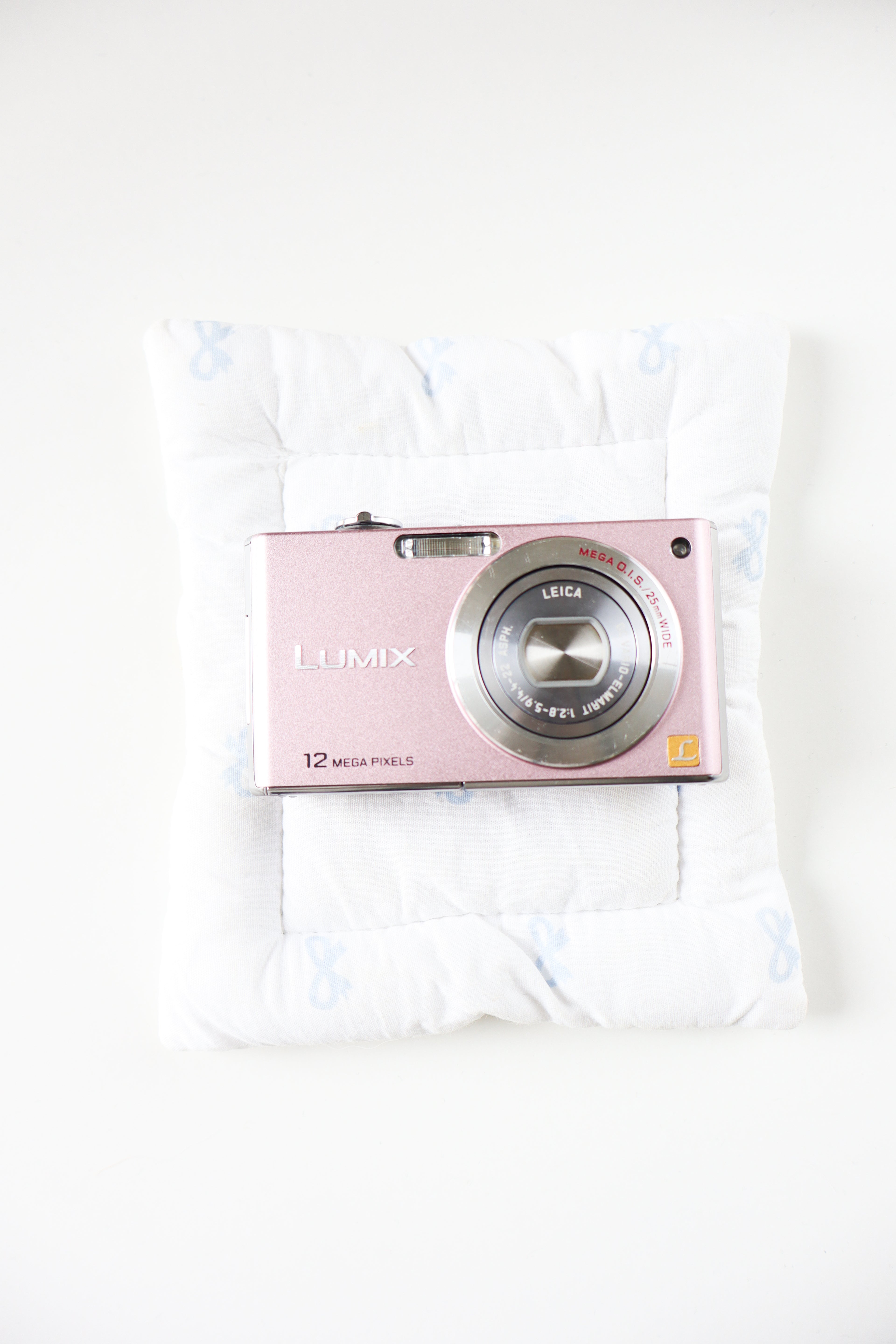 Panasonic Lumix DMC-FX40 (pink)