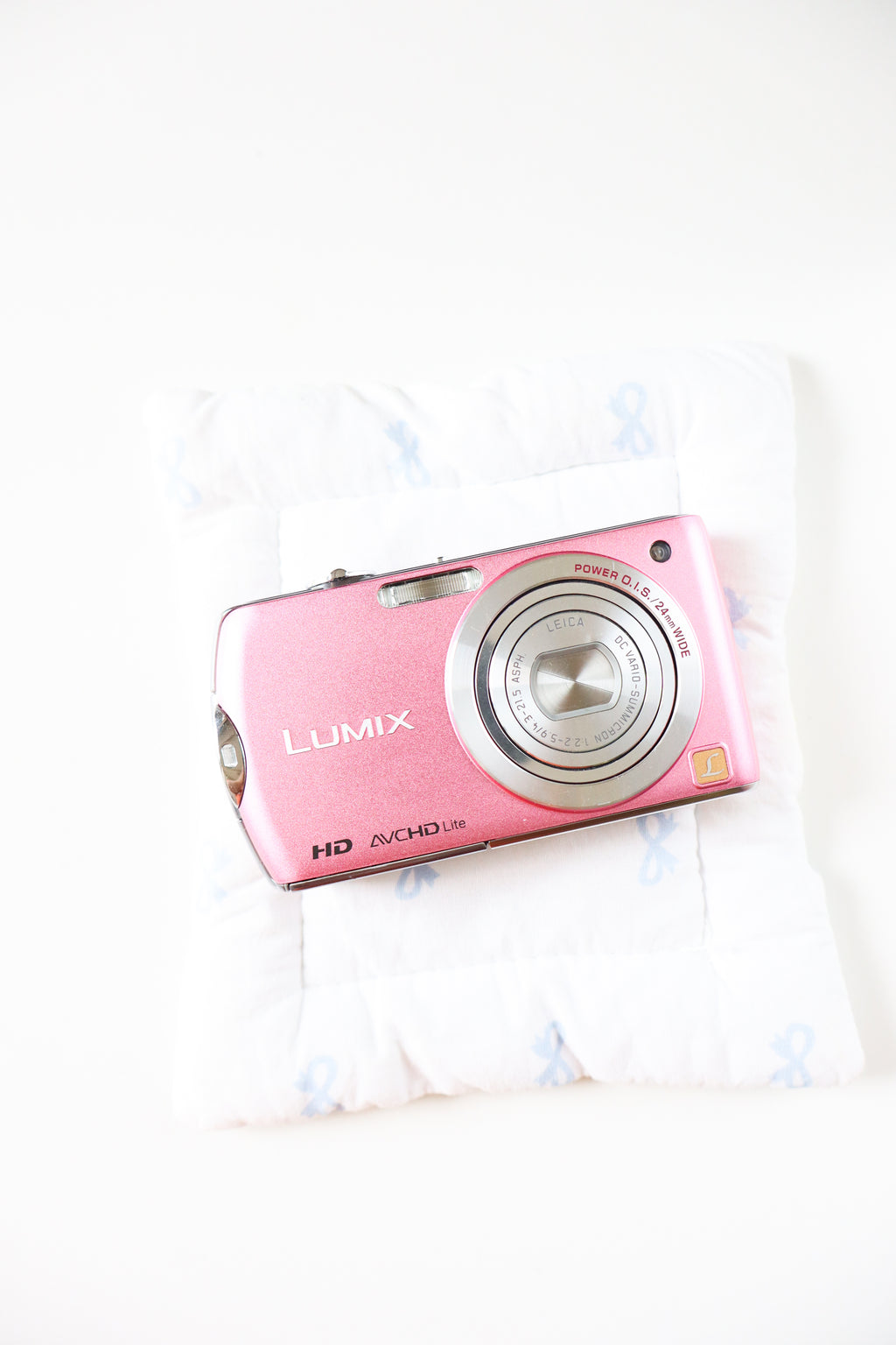 Panasonic Lumix FX70 (Pink)