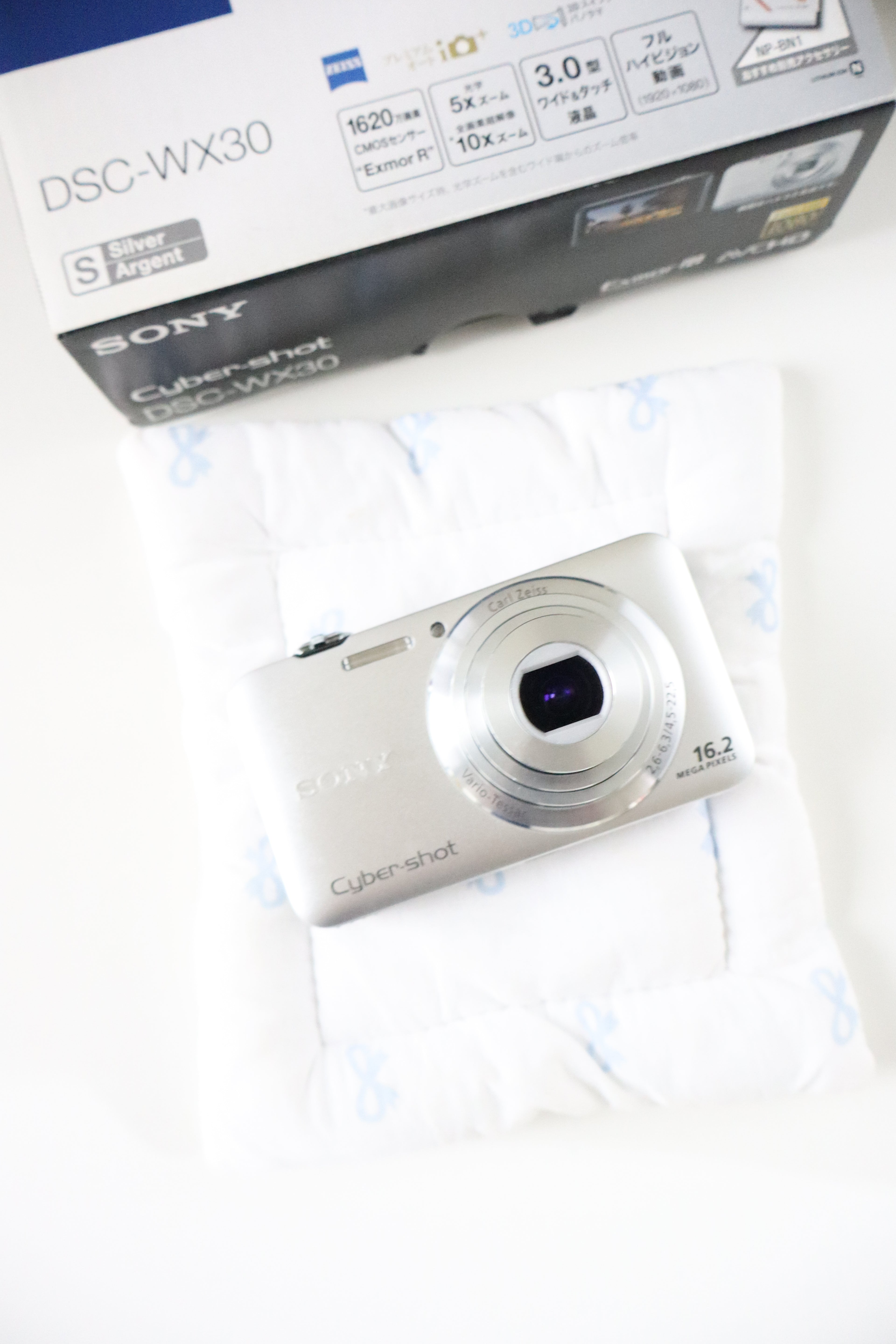 Sony Cybershot DSC-WX30 (Boxed)