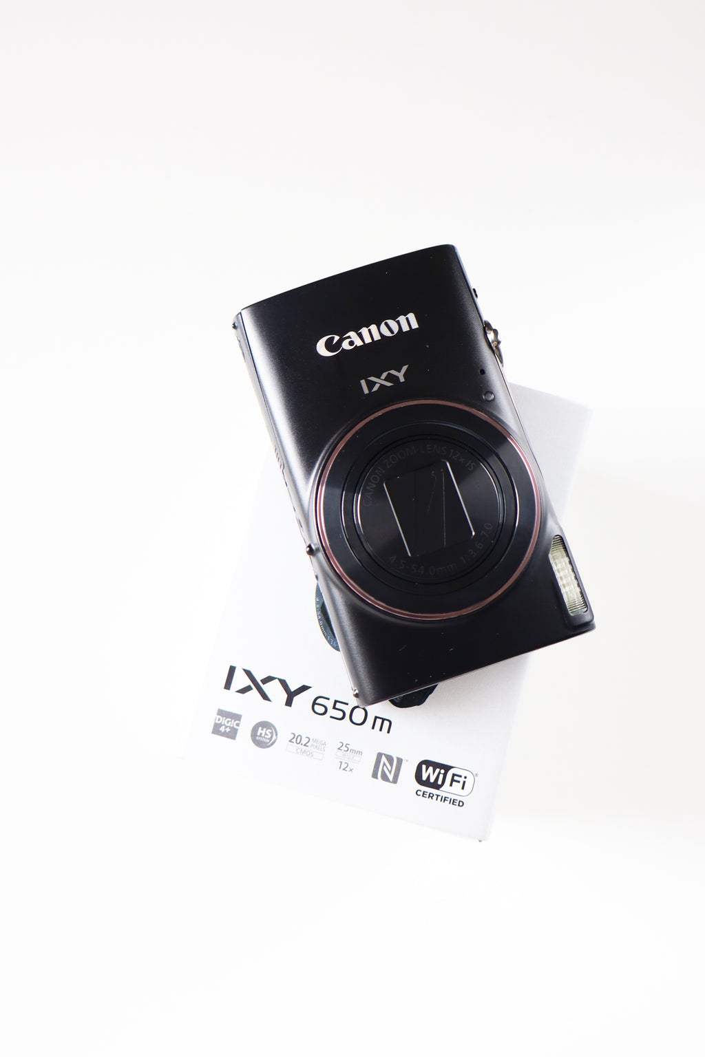 Canon IXY 650m