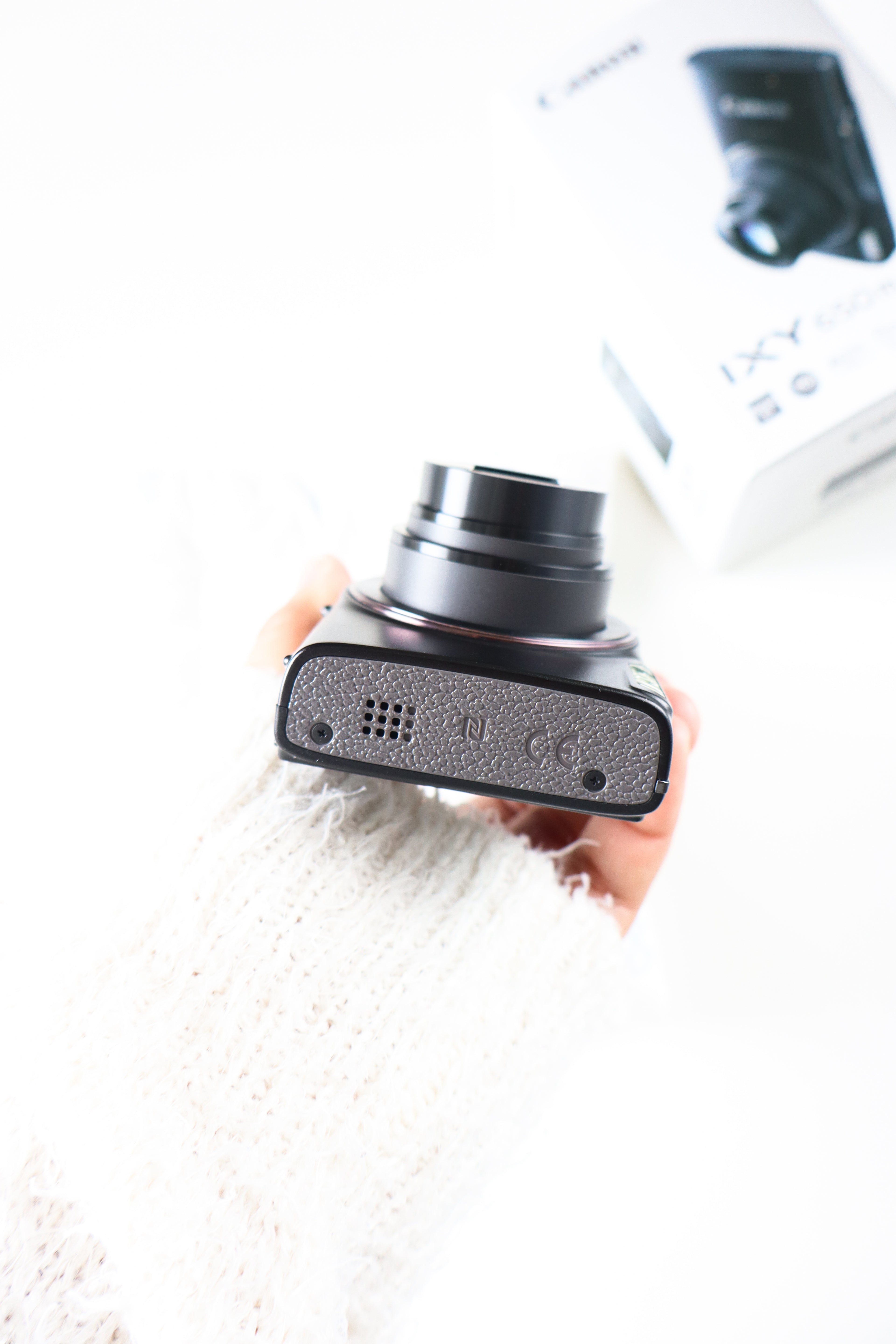 Canon IXY 650m