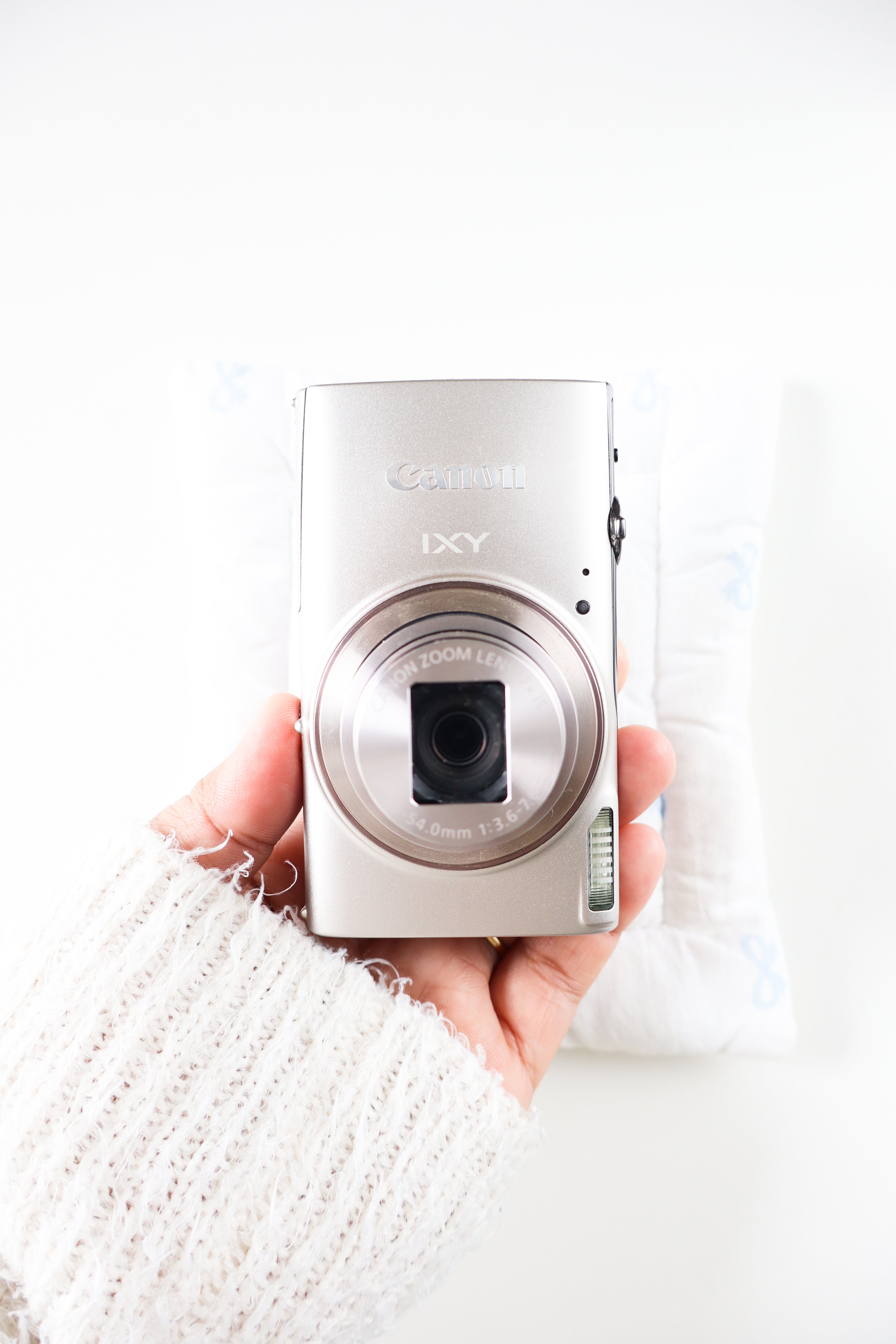 Canon IXY 650 | with FREE Tamagotchi 👾 – GIBBY SNAPS