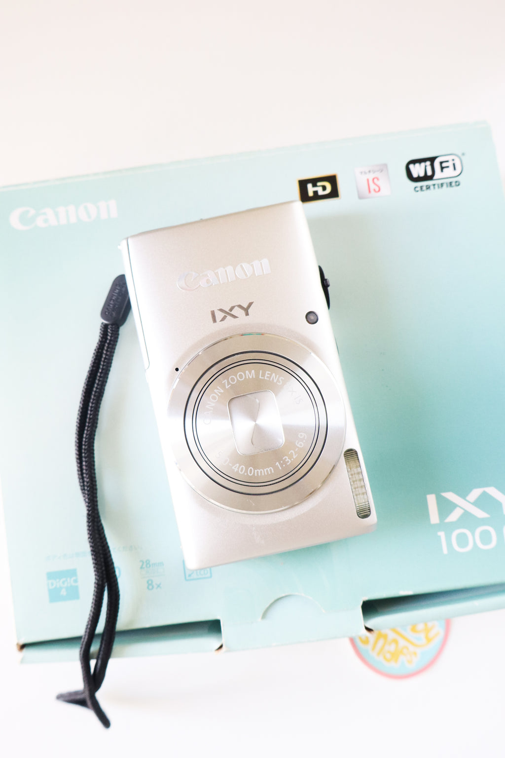 Canon IXY 100F
