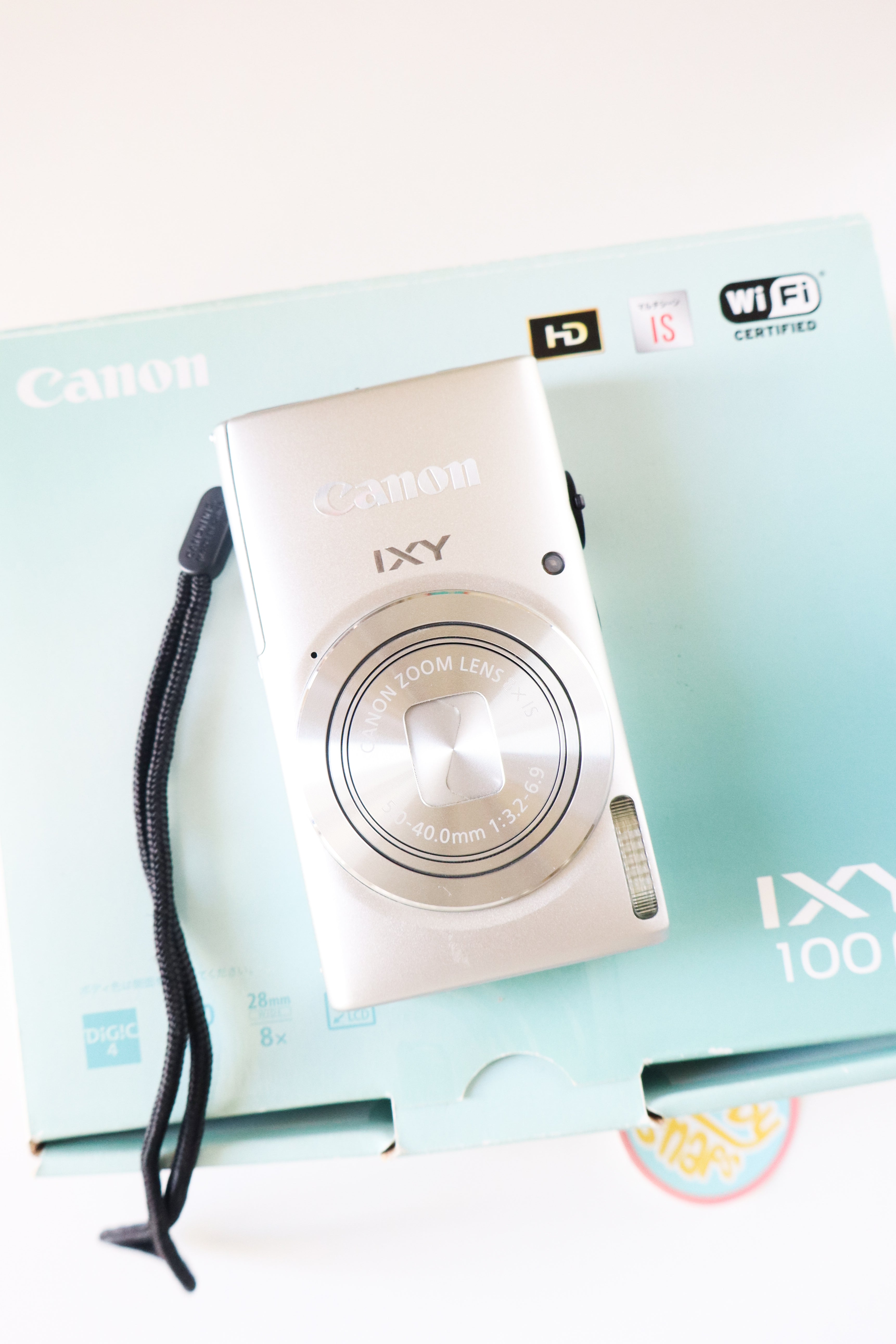 Canon IXY 100F