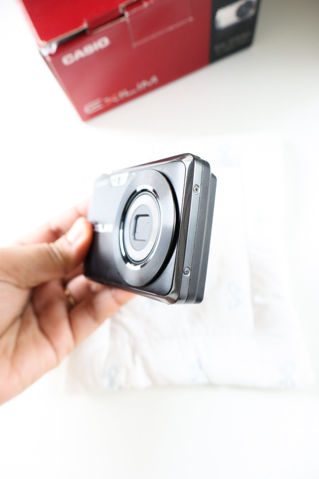 Casio Exilim ZR-330 | boxed