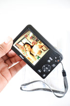 Nikon Coolpix L31 (Champagne, Boxed)