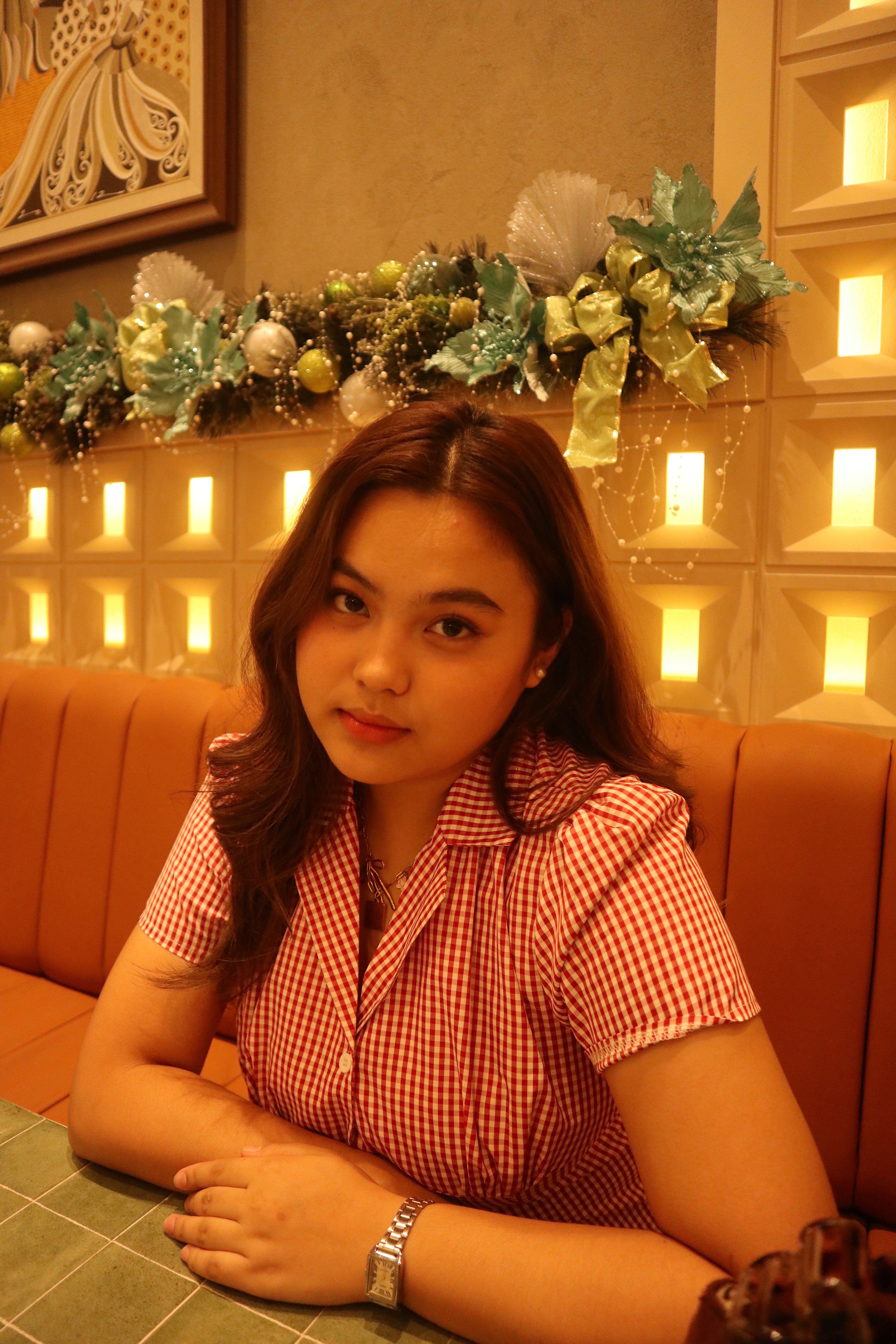 Canon EOS M100