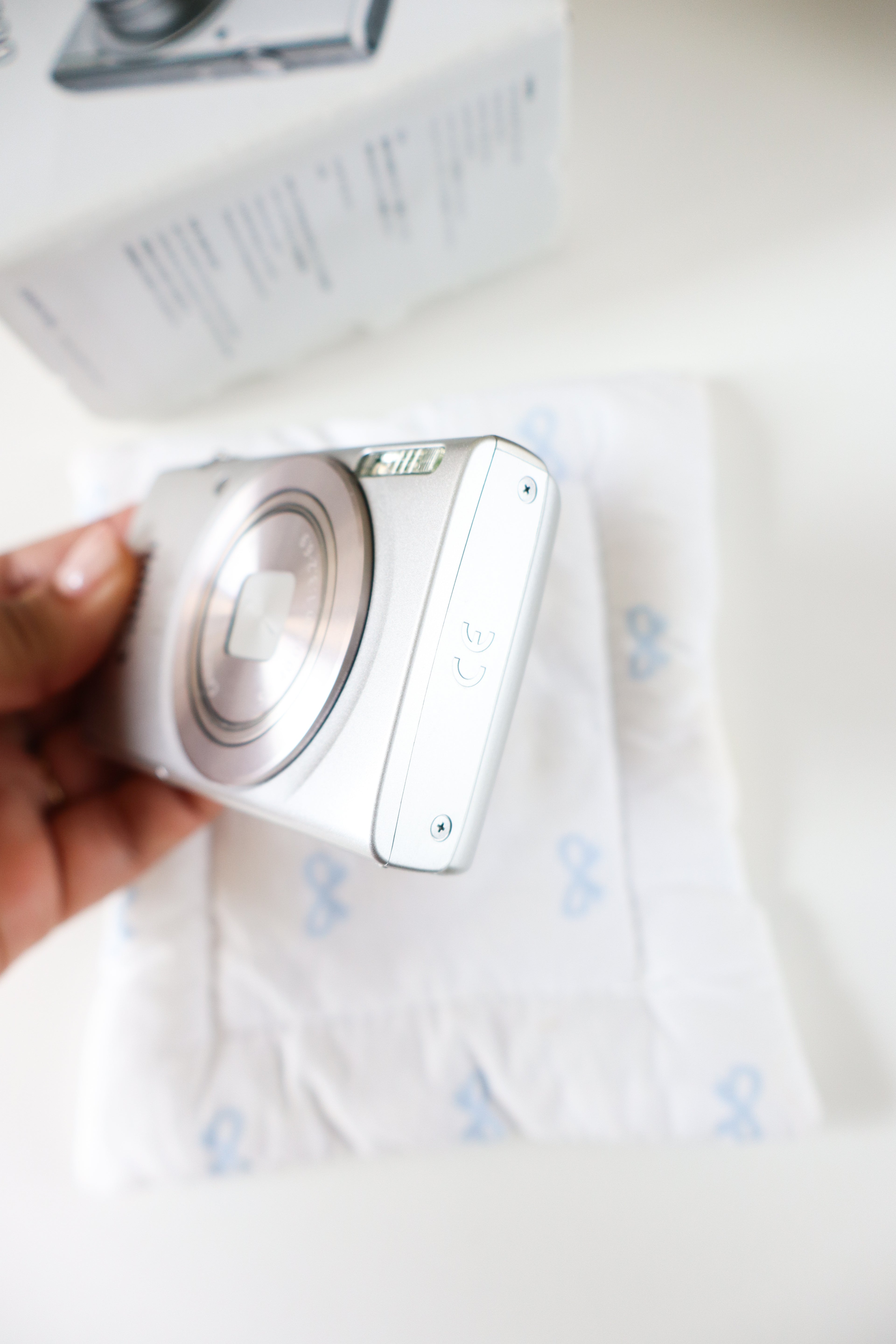 Canon IXY 200/PowerShot ELPH 185