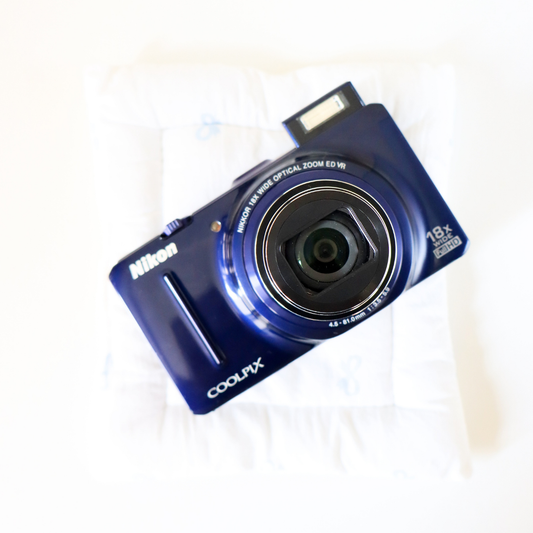 Nikon Coolpix S9300